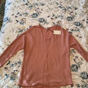 Women’s v-neck sweater